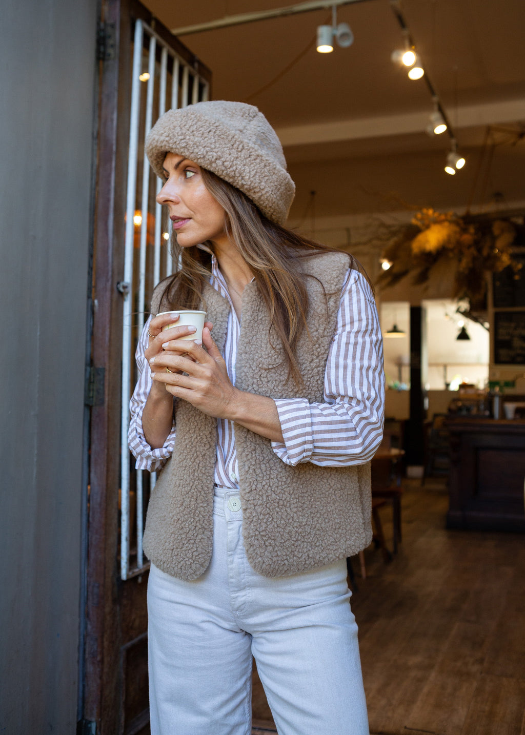 Merino Wool Gilet - Toasted Almond
