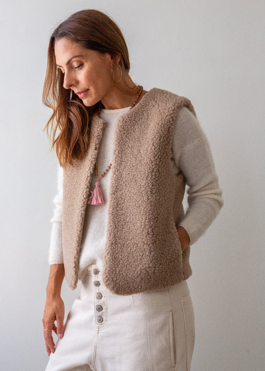 Merino Wool Gilet - Toasted Almond